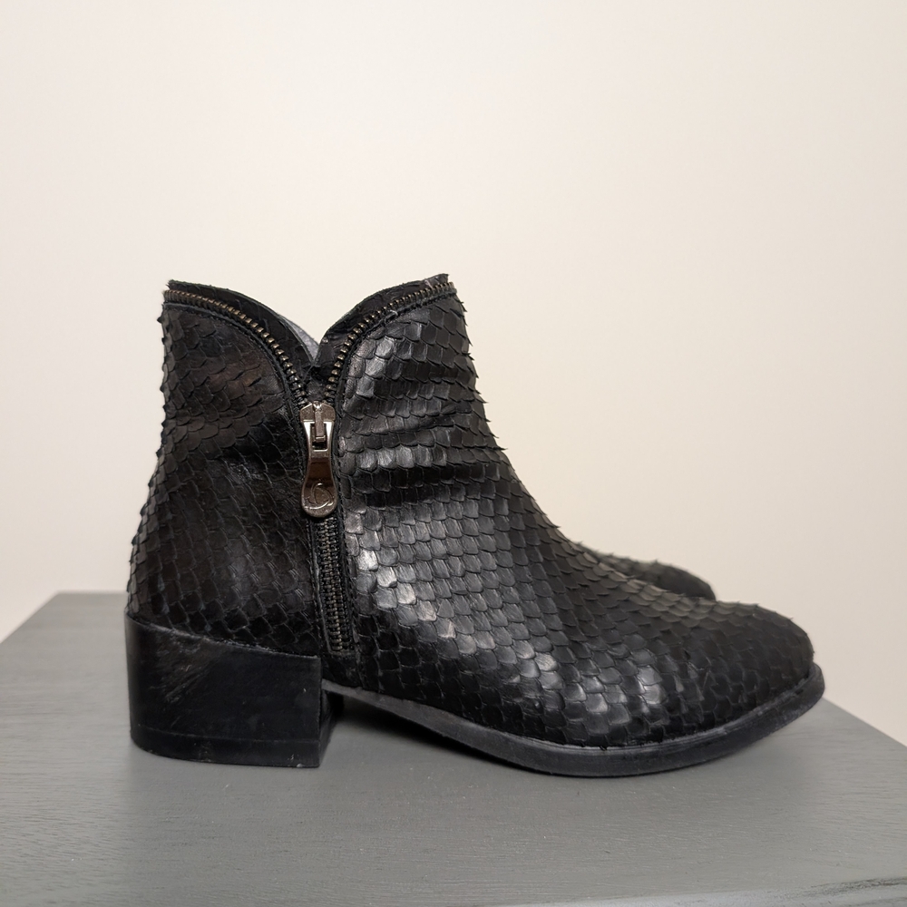 Kanna Women's Black Spanish Leather Ankle Moto Boots Size US 6.5 Or EU 37